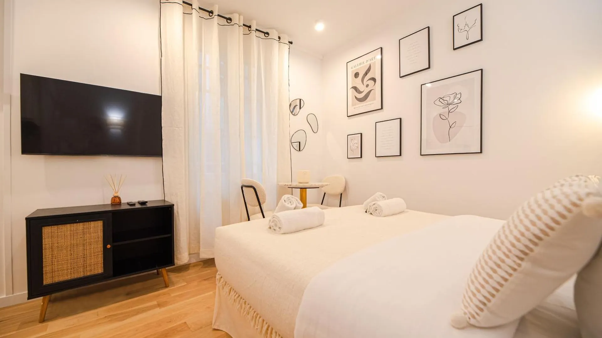 Cosy In The Heart Of Le Marais Apartment